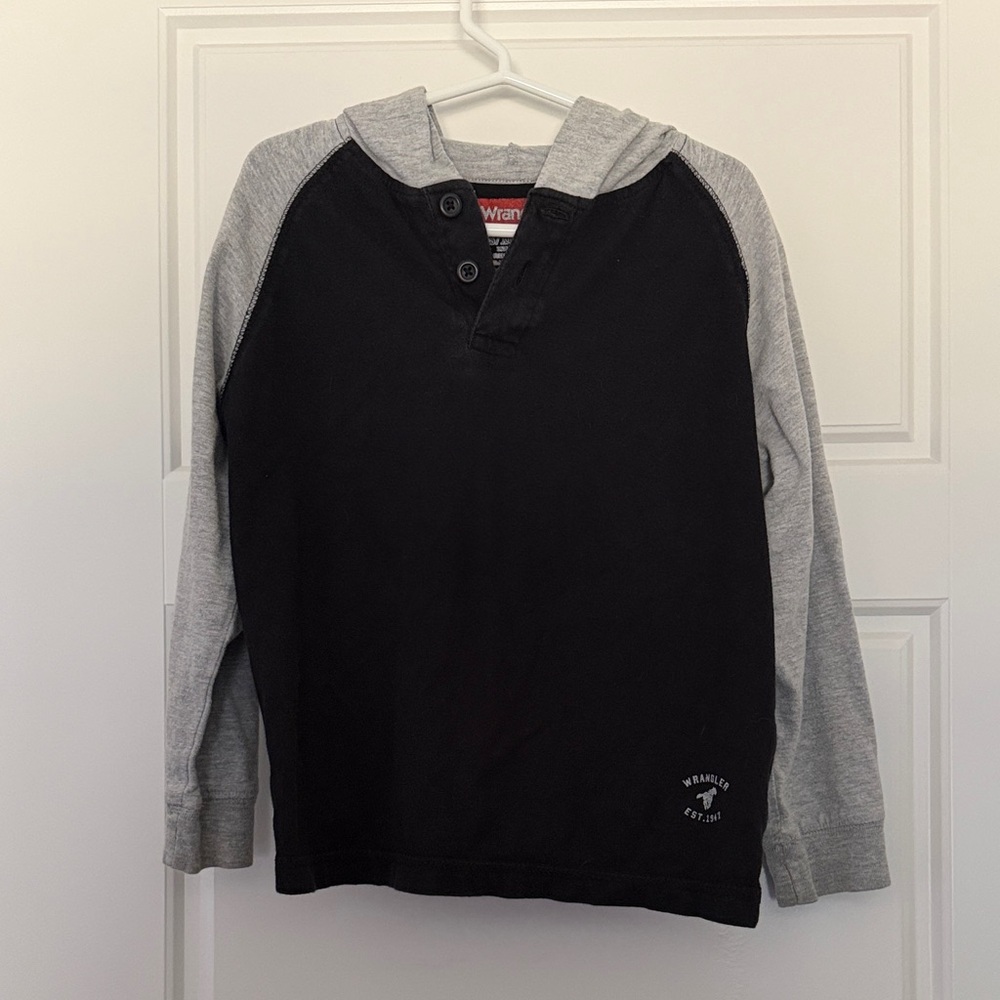 Wrangler Kids Black and Gray Long Sleeve Tee